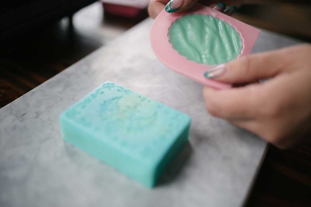 KraftyLab DIY Soap Making Kit for Team Building