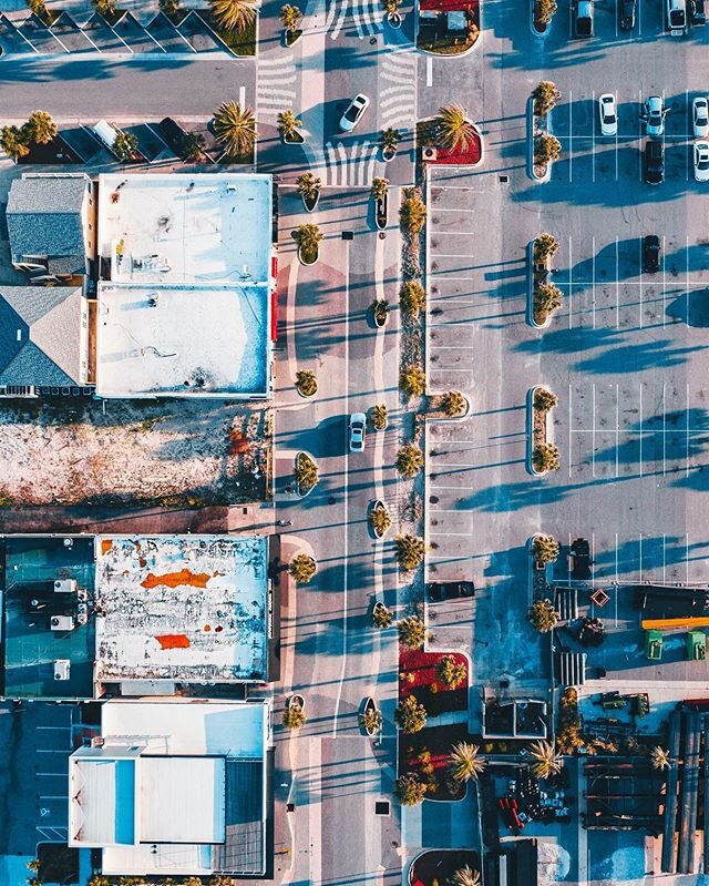 #fromwhereidrone #drone 
#sunrise #shaddows
&bull;
&bull;
&bull;
&bull;
&bull;
&bull;
&bull;
&bull;
&bull;
&bull;#thisismycommunity #socality  #flstofmind #adventurethatislife #posttheordinary #peoplescreatives #visualsoflife #voidlive #exploreeveryt