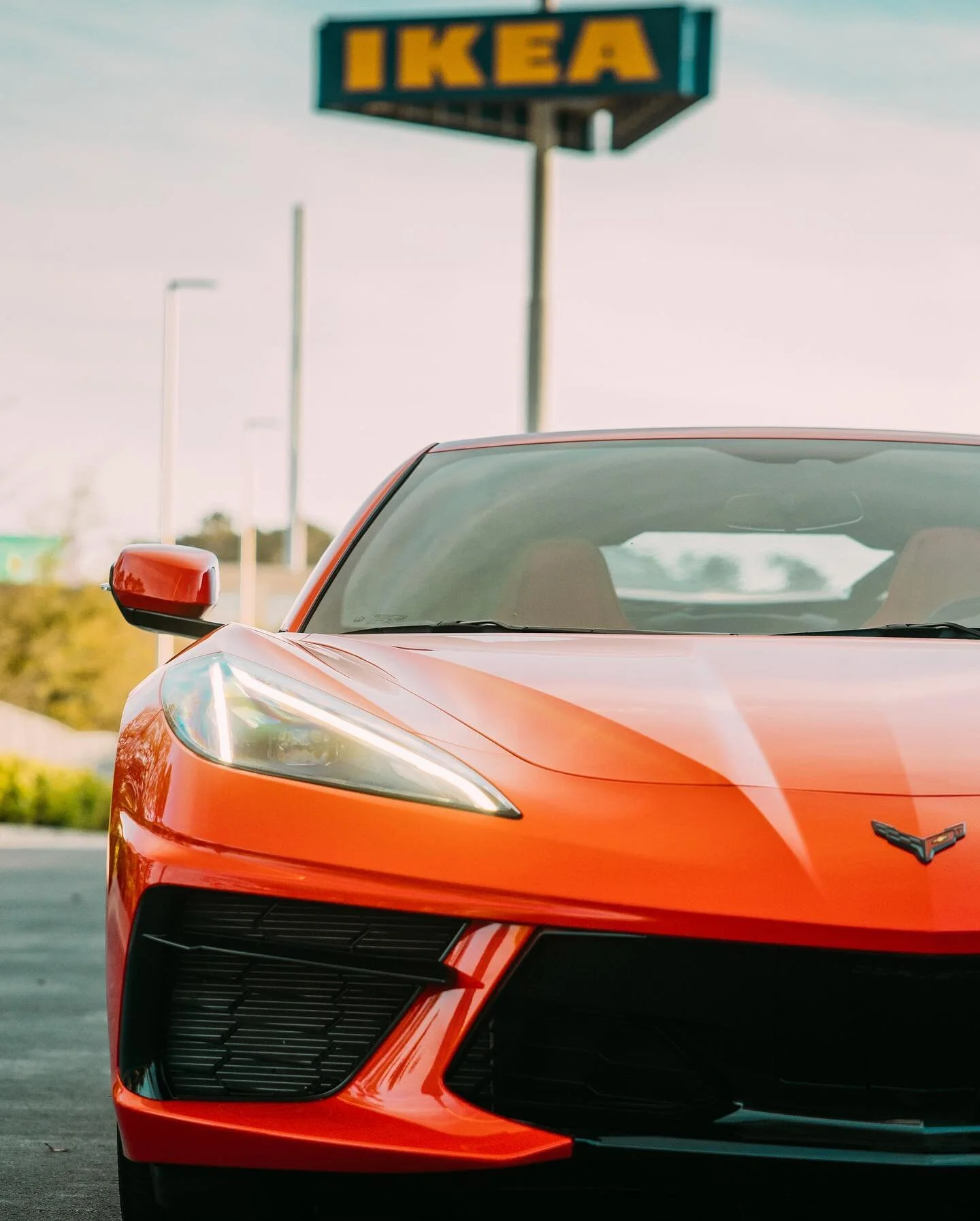 I’m a sucker for car details 🥺 
#Thefutur100daychallenge #houseofeastcoast 
#c8 #corvettes #corvetteracing #c8corvette #corvettelifestyle #corvette #chevy #chevroletperformance #musclecars #corvettec8stingray #corvettec8convertible