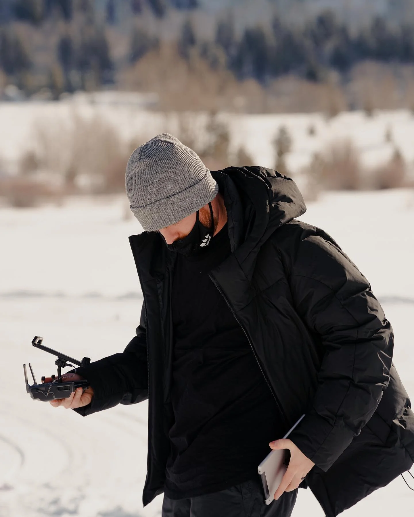 Droning in the snow! 
It was a great experience! Something this Floridian doesn’t get to do often, but hey the drone survived! 
For licensing photos / videos 
You can contact me at create@lanceasper.com 
Photo credit by @justindhodges 
#the