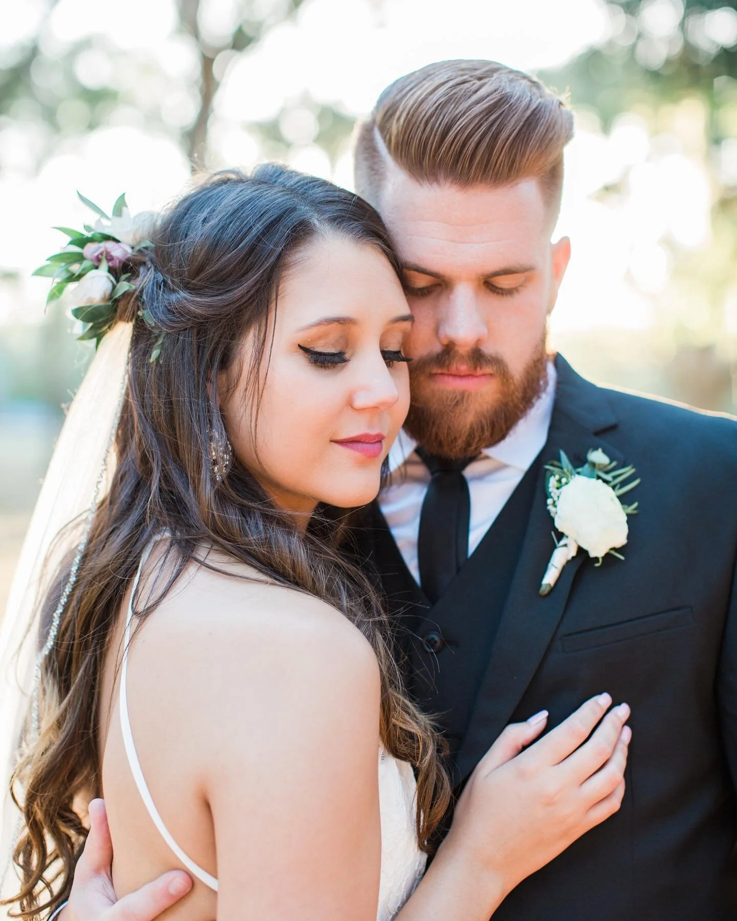 Happy 4 years babe! @meredith_asper!
I may make some impulse decisions when it comes to buying all the gear- but I knew what I was doing with this decision! #happilyeverasper looking forward to our future!!