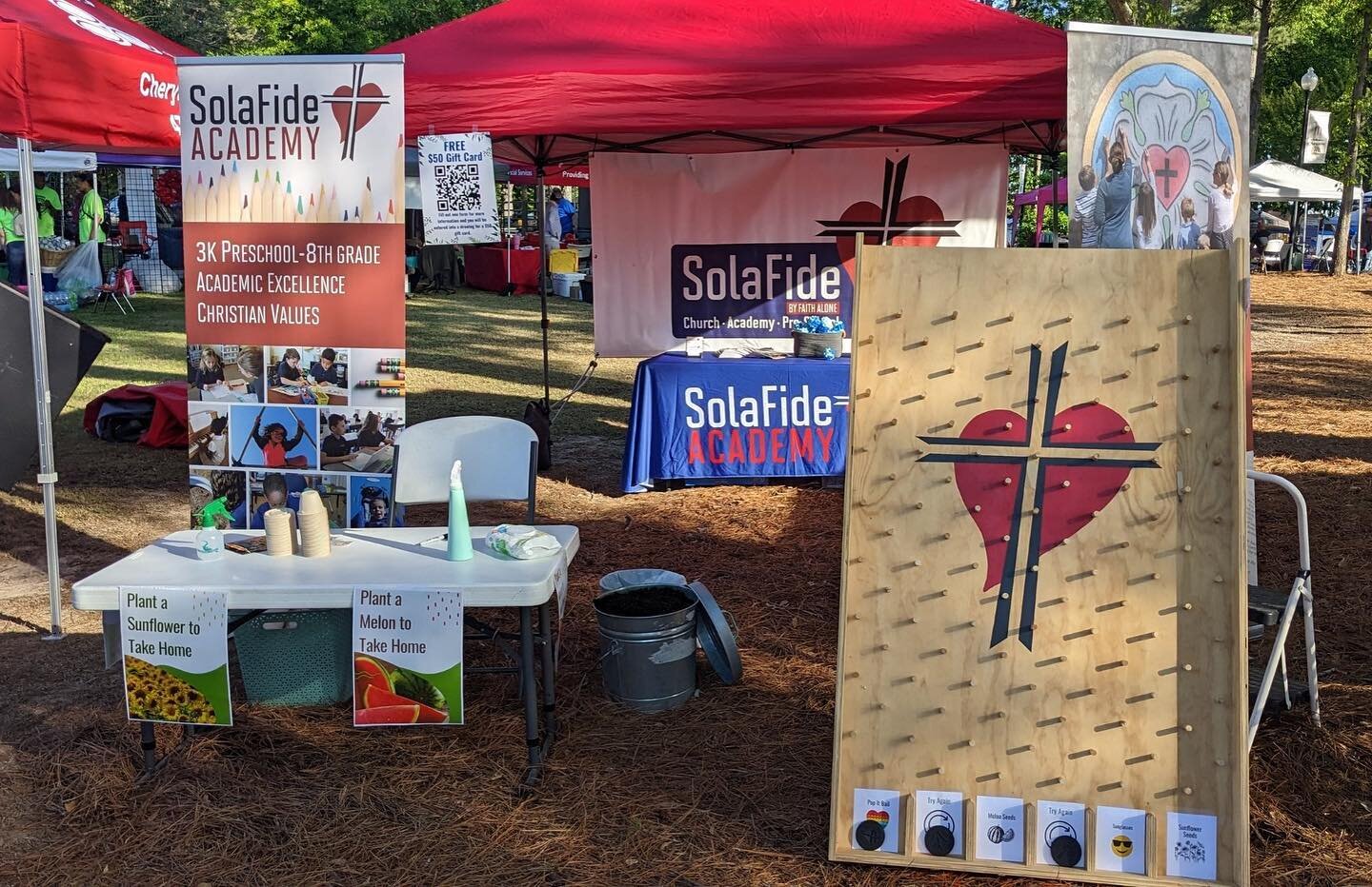 Another beautiful Grayson Day in the books! Thank you to all our volunteers and everyone who stopped by to say hi and support our community!
#solafideacademy #graysonday