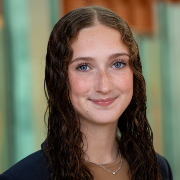 Rayna Kushner | Community Chair