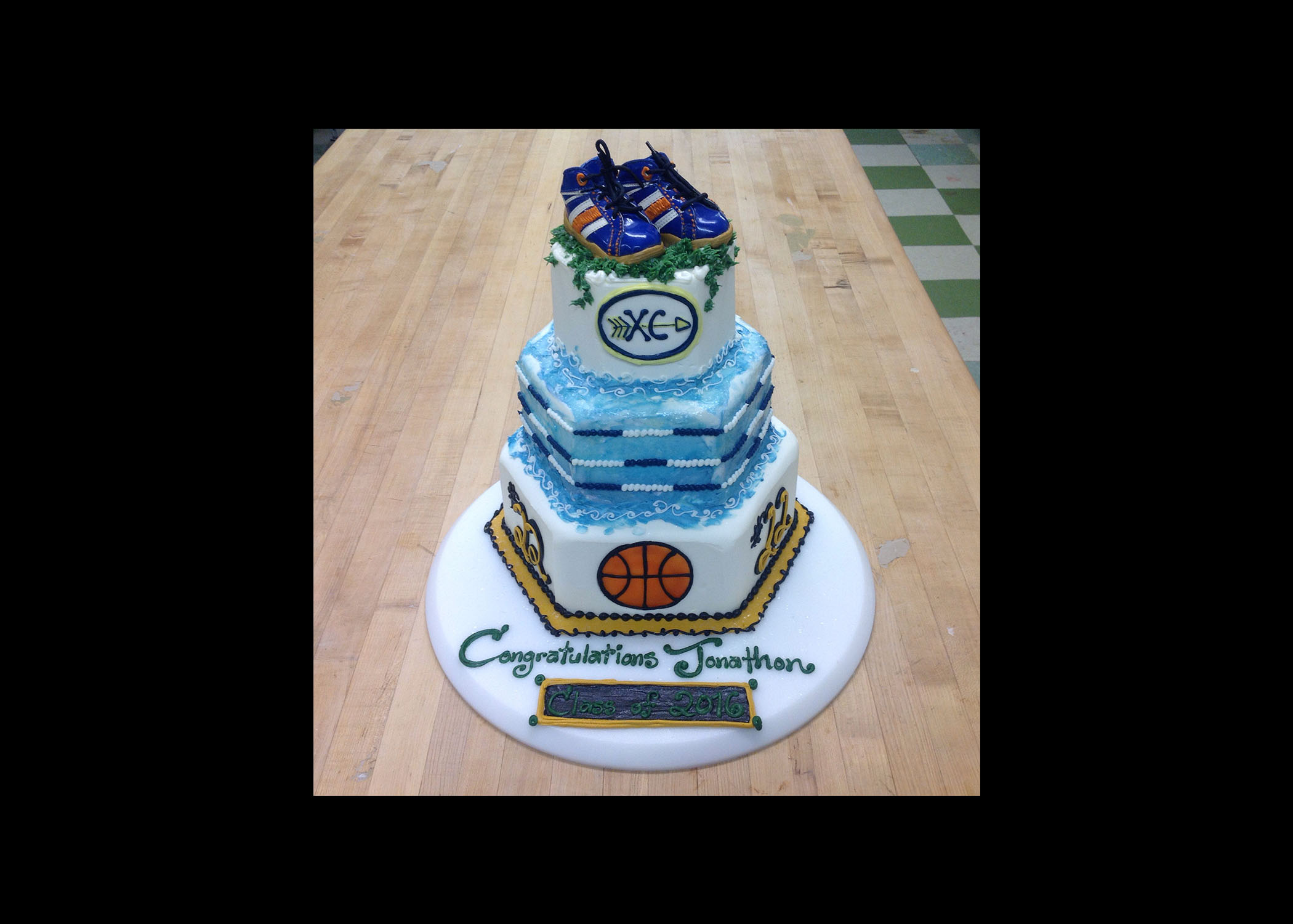 SPORTS CAKE .jpg
