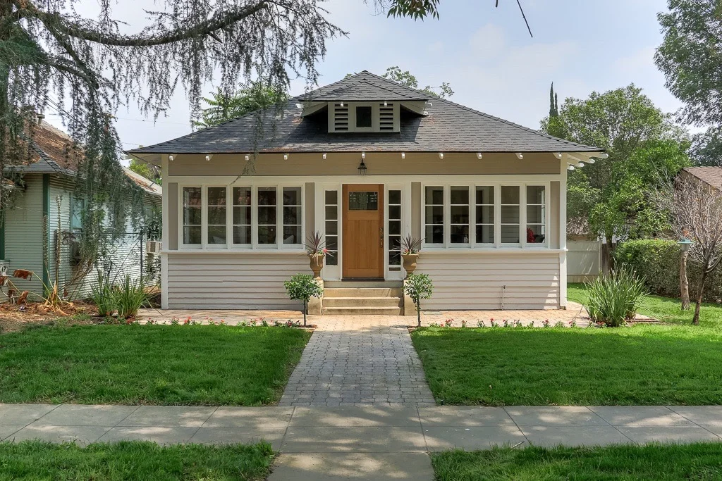 3364 Cedar St - web resolution - 05.jpg