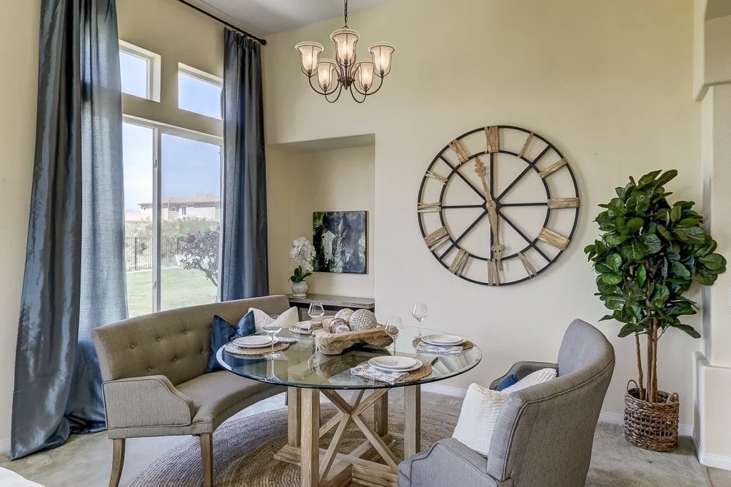 2024 Mesa View Ln additional - web resolution - 07.jpg