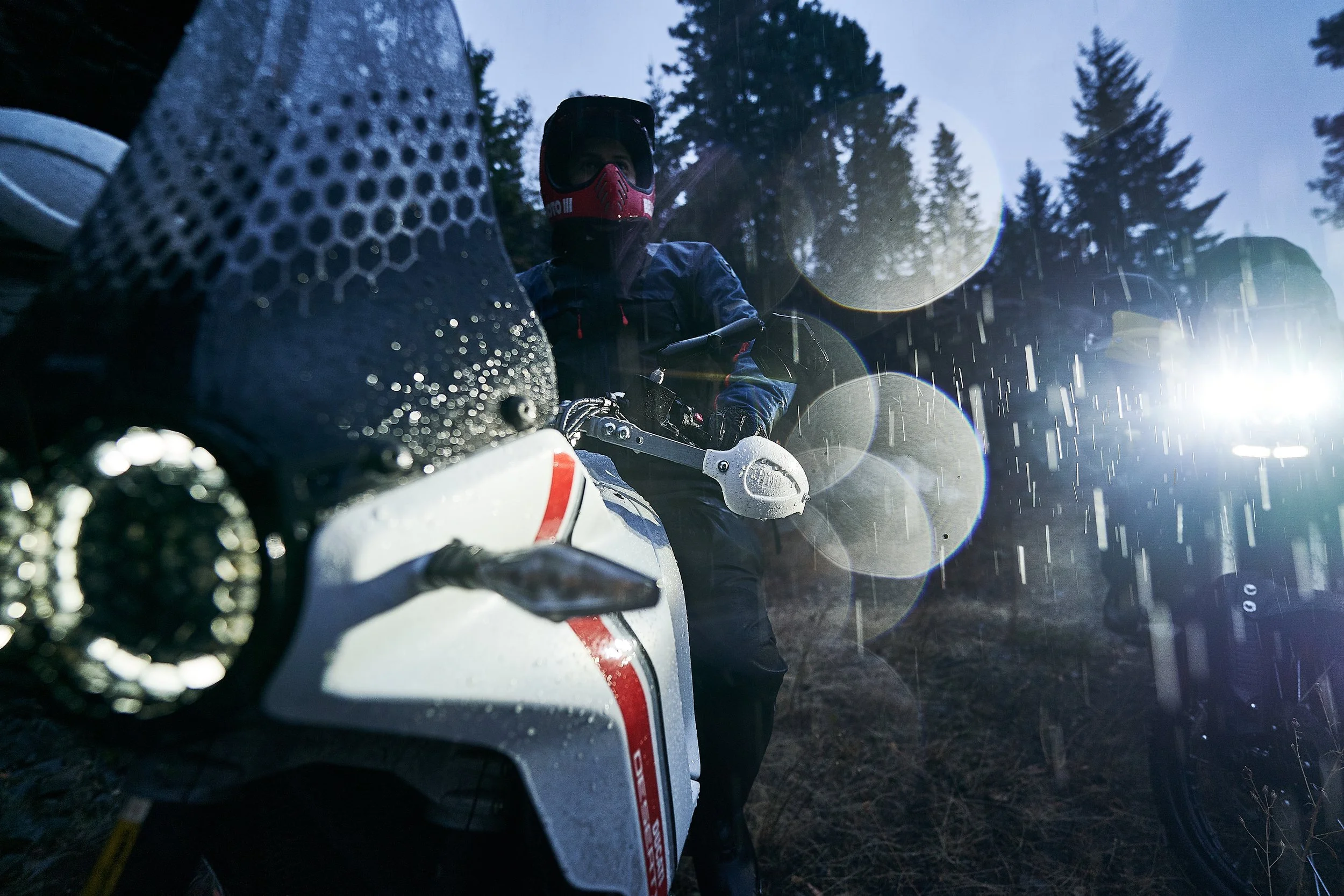 22022 REV'IT! SS23 R 10489.JPG