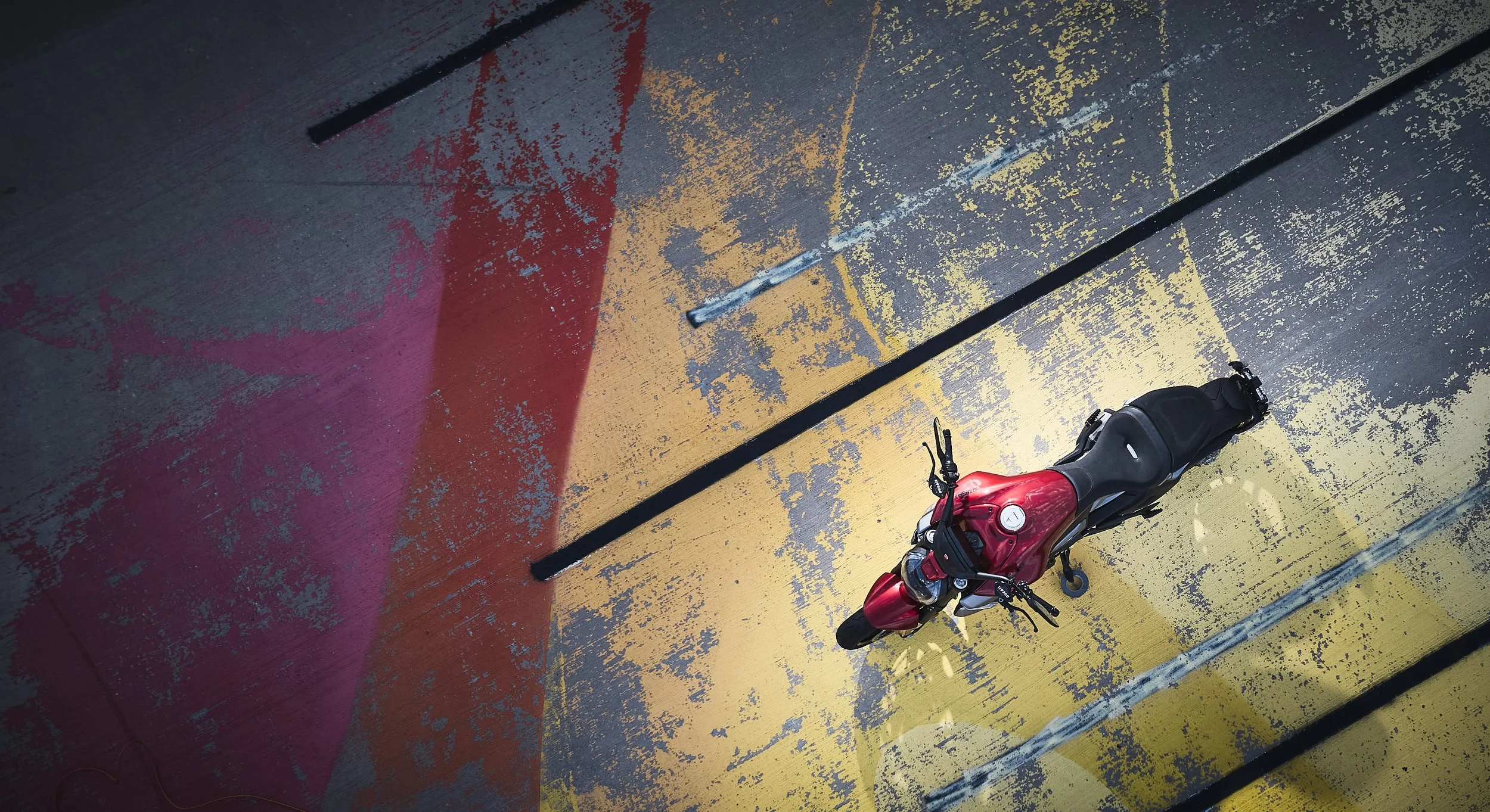 25012 Ducati Diavel 6408.jpg