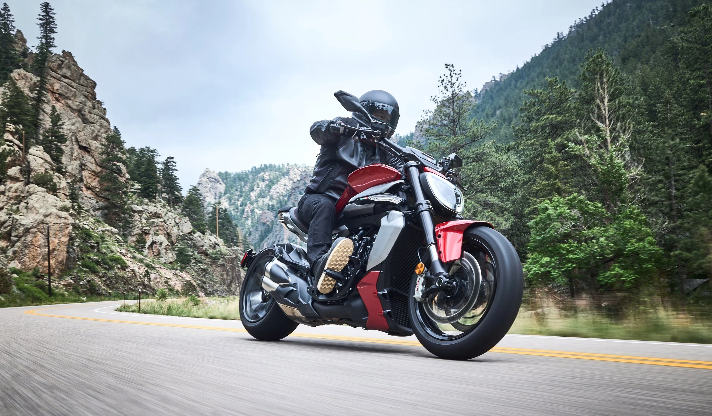 25012 Ducati Diavel 2677.jpg