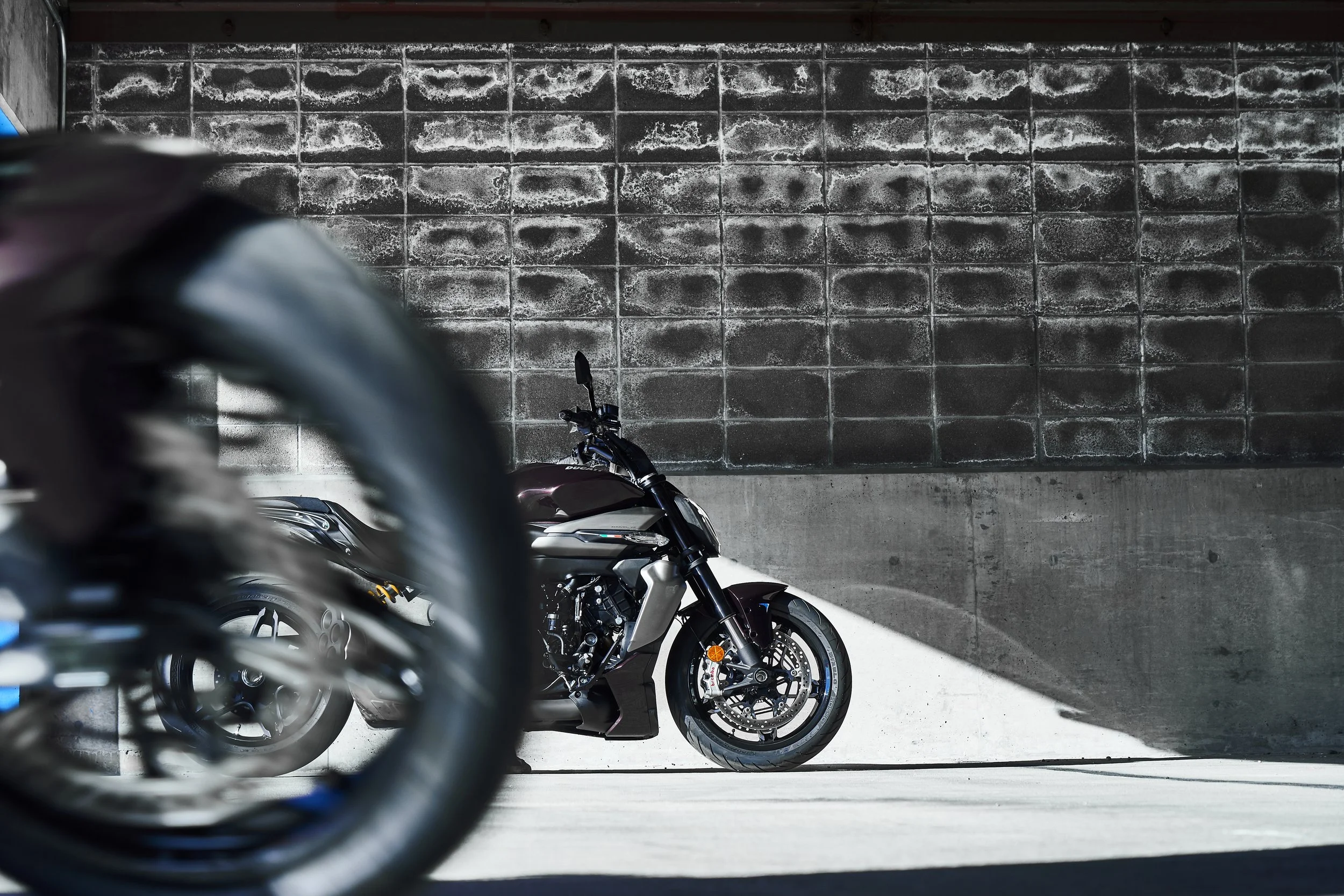 25012 Ducati Diavel 0125.jpg