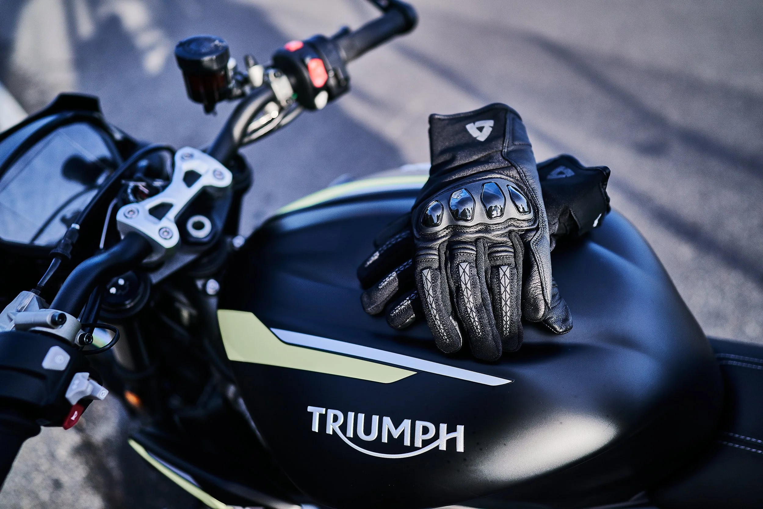 22022 REV'IT! SS23 R 27329.jpg