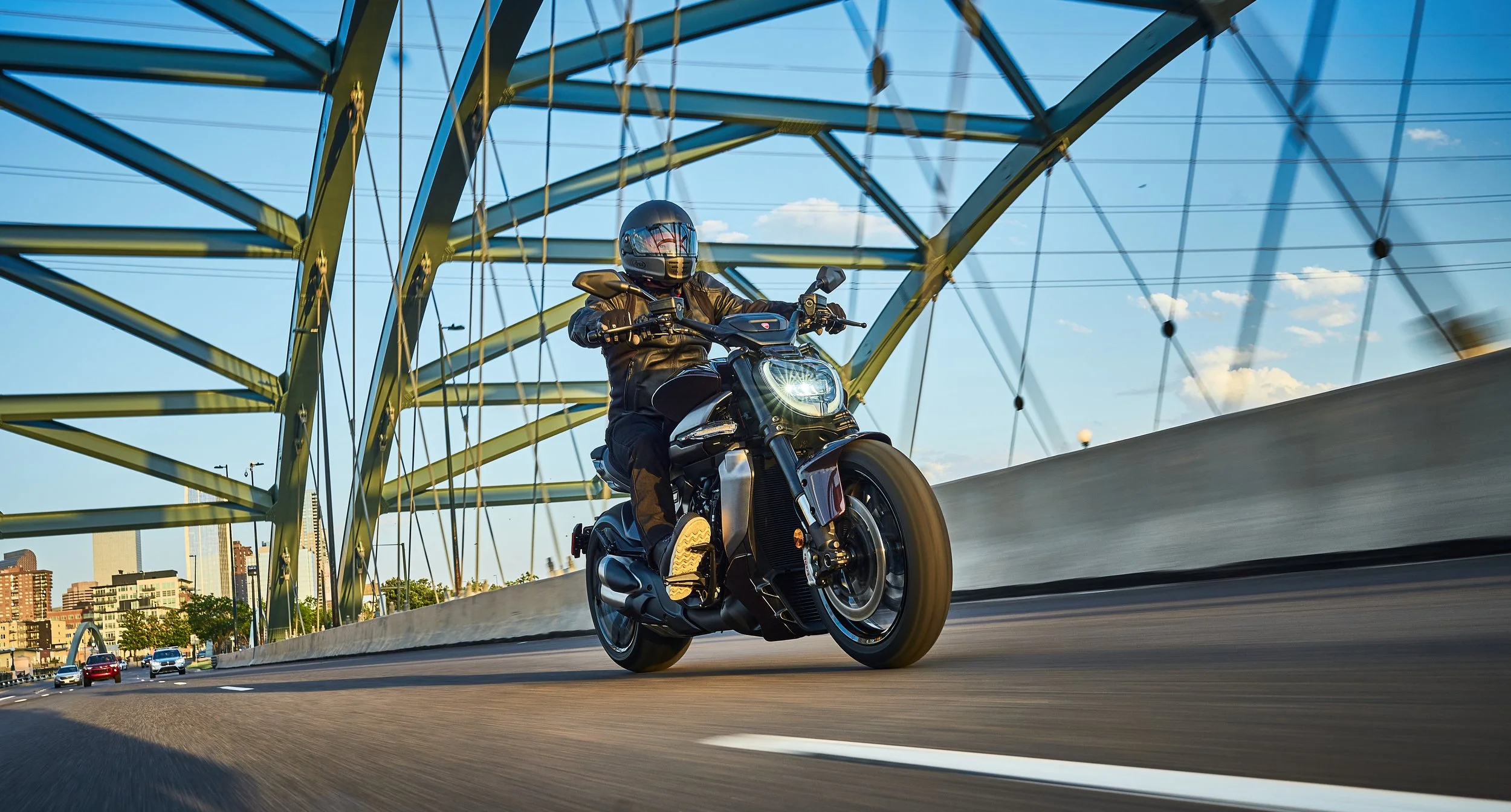 25012 Ducati Diavel 0907.jpg