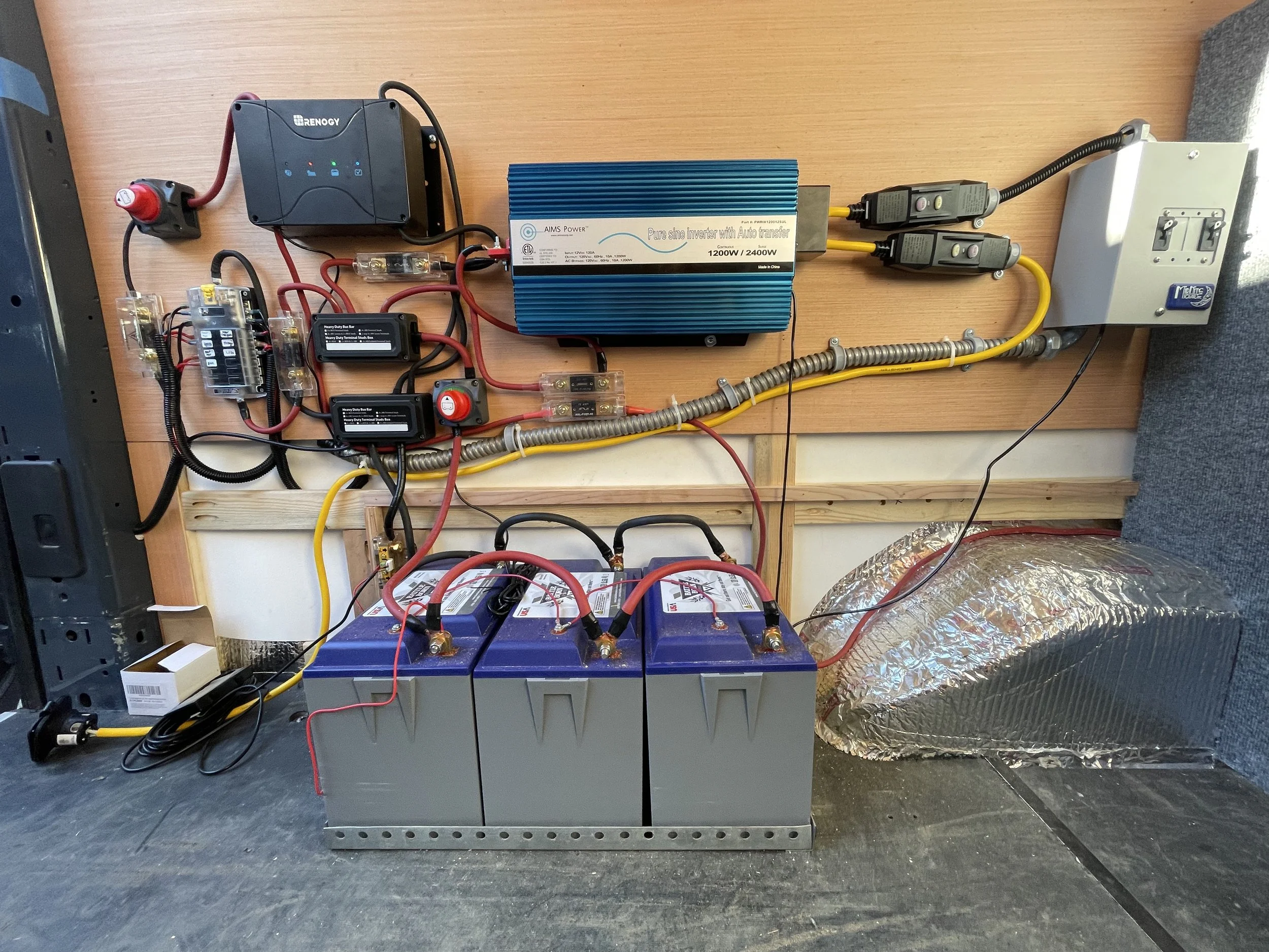 How to Set Up a 12 Volt Solar Power System