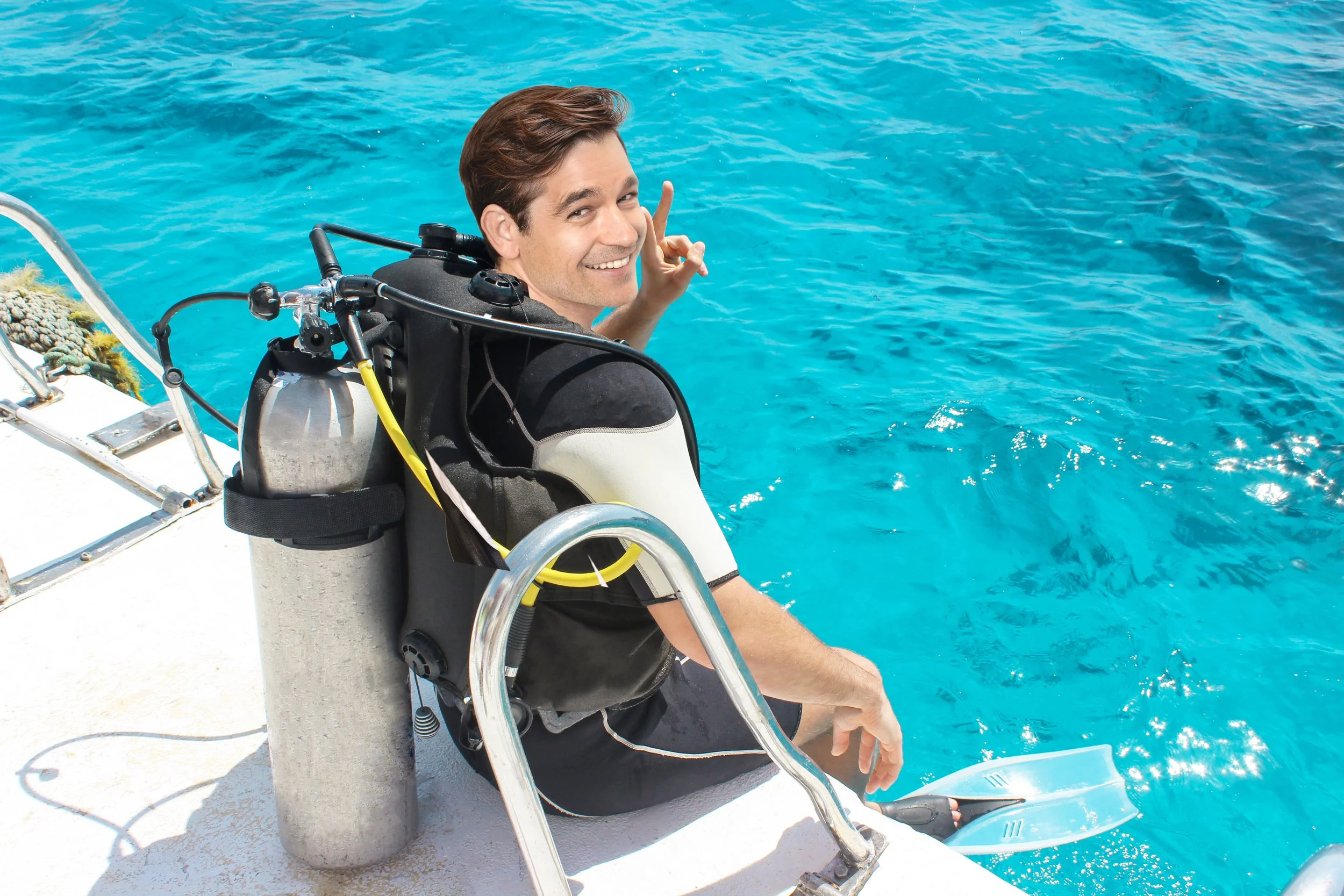 BROOKS.SCUBA.jpg
