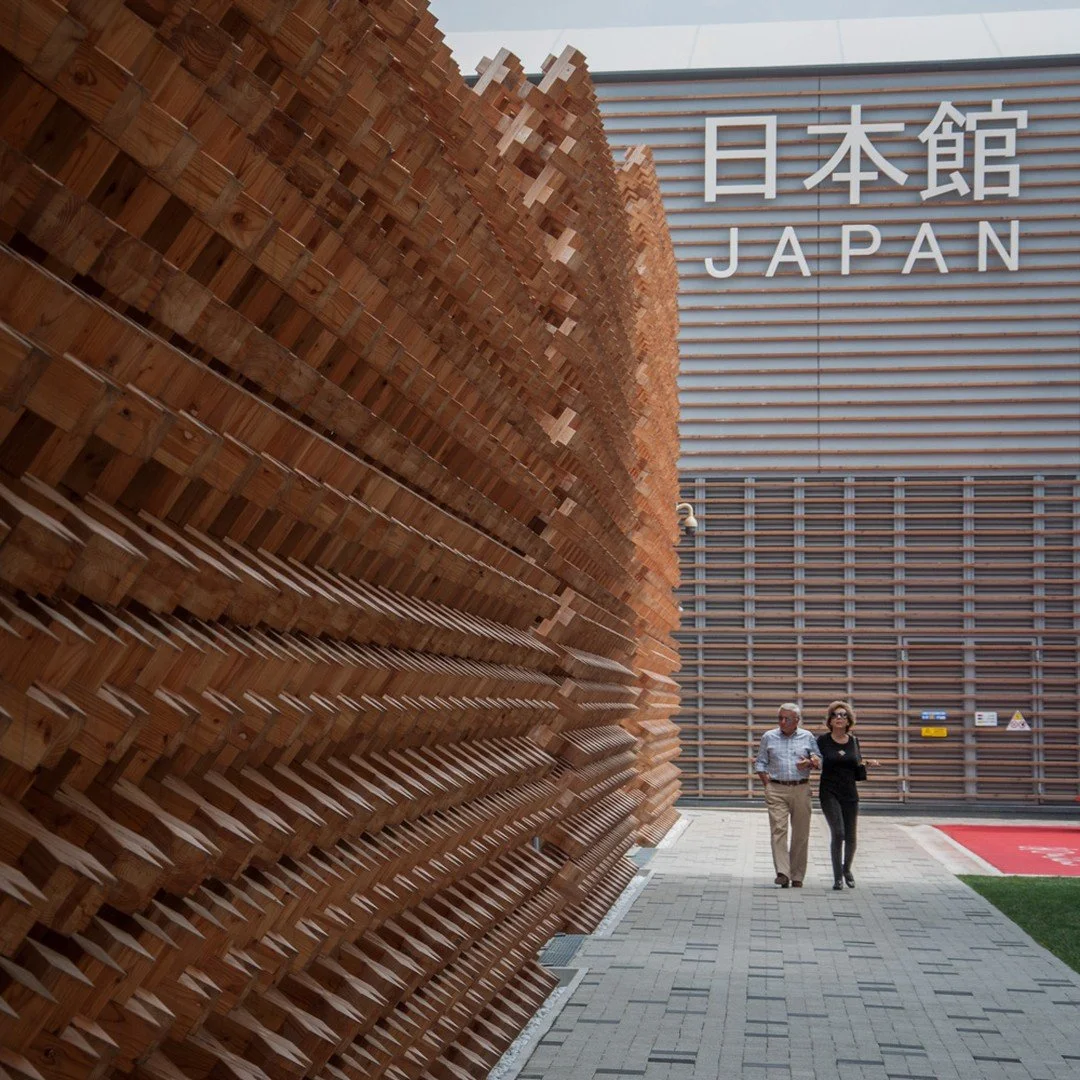 At #Expo2015Milan, the Pavilion of Japan offered a beautiful combination of architecture and exhibits. Here, the eastern side of the pavilion.