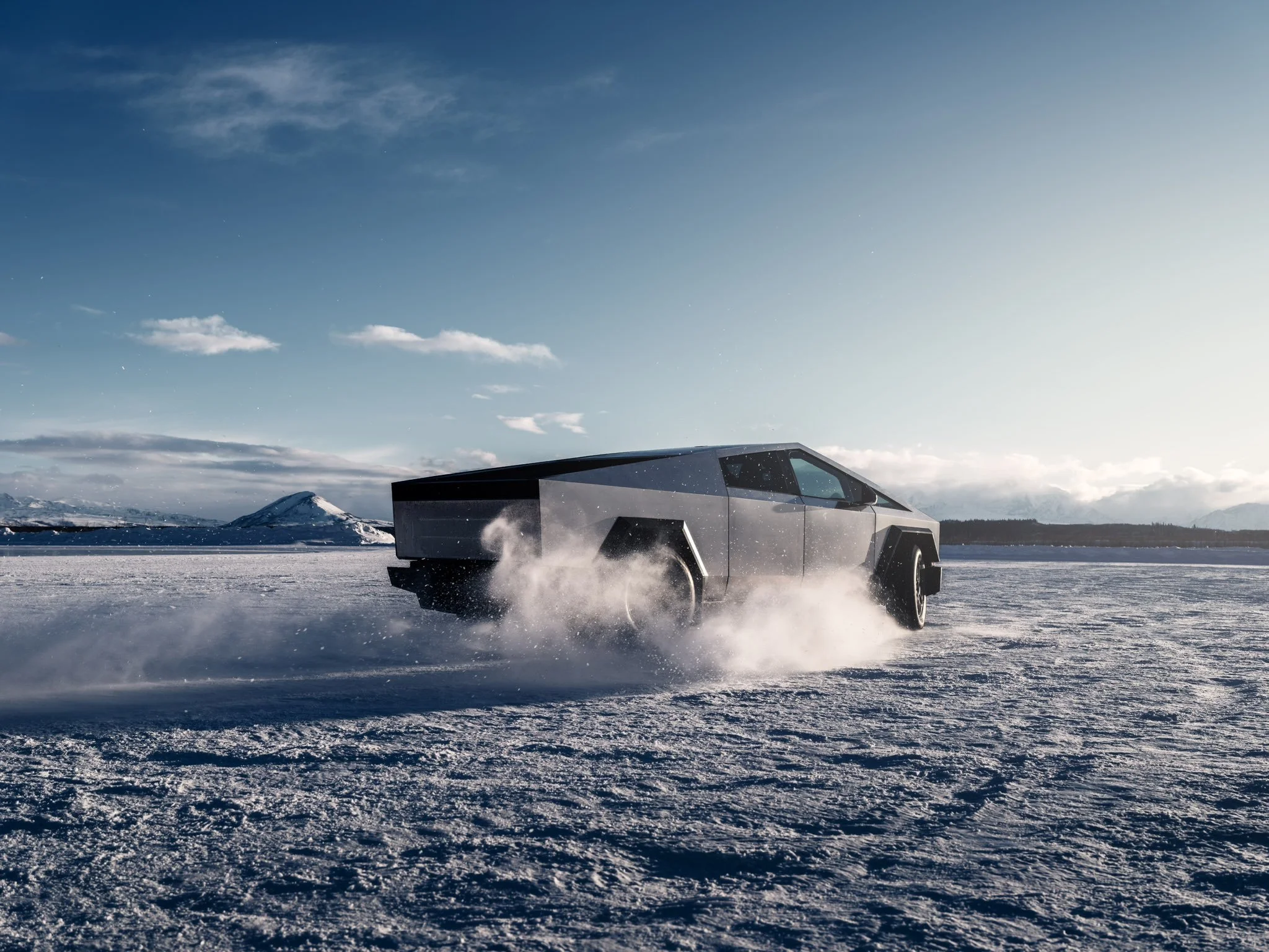 tesla-cybertruck-winter.jpeg