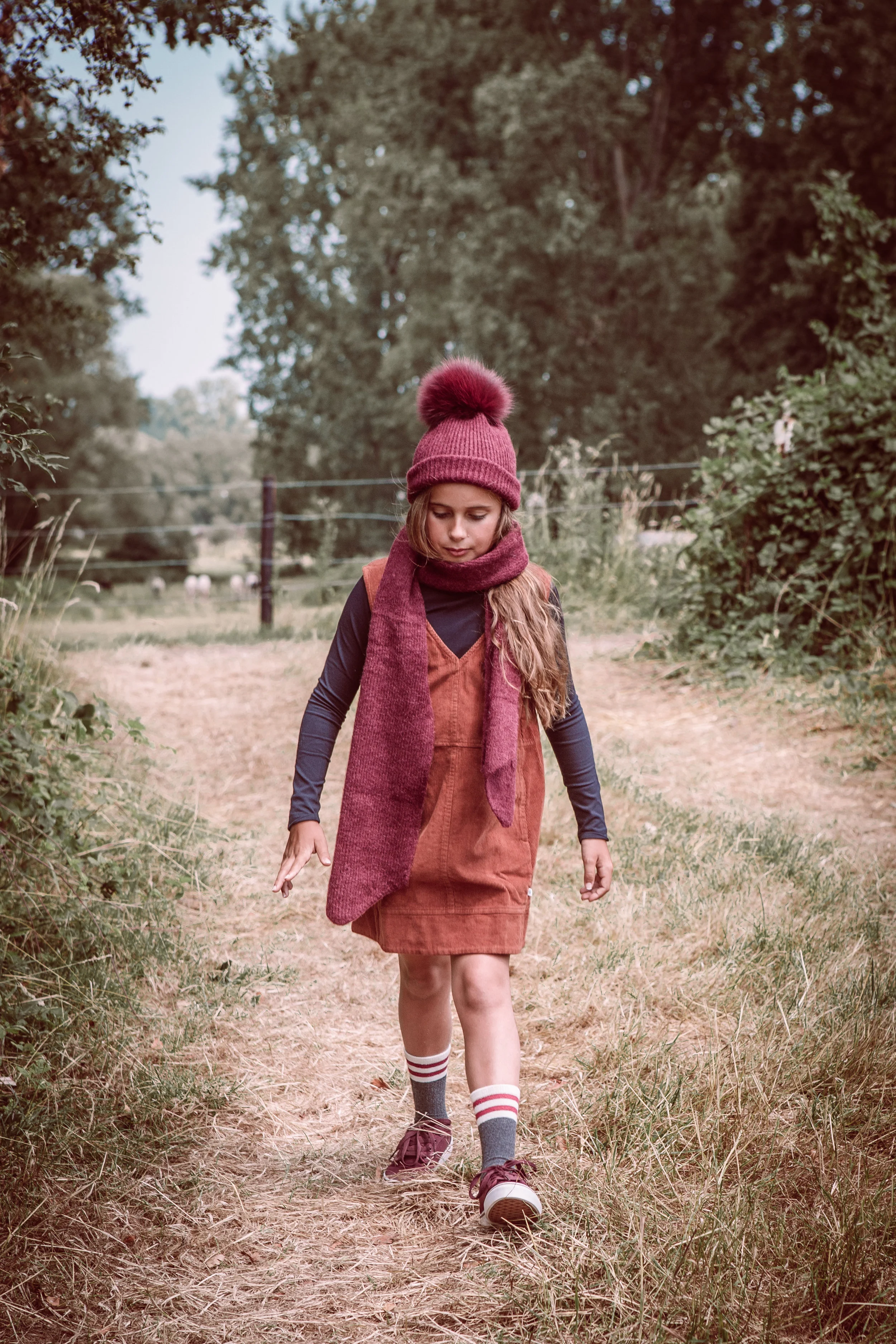 Leo beanie & scarf - dress & turtle neck Repose AMS - shoes Vollebergh