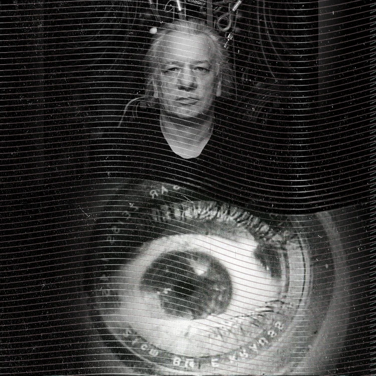 manwithamoviecamera_V02.jpg