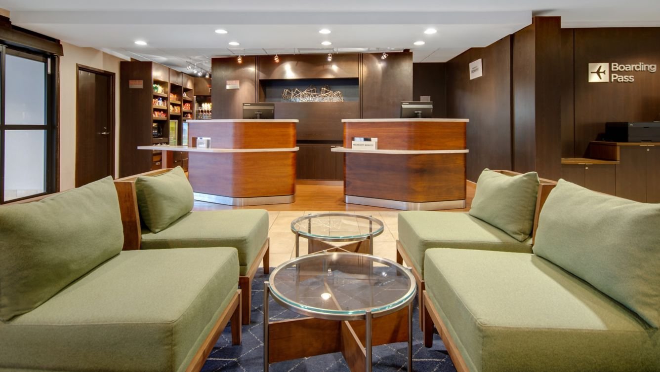cy-scecy-lounge-area-21221_Wide-Hor.jpeg