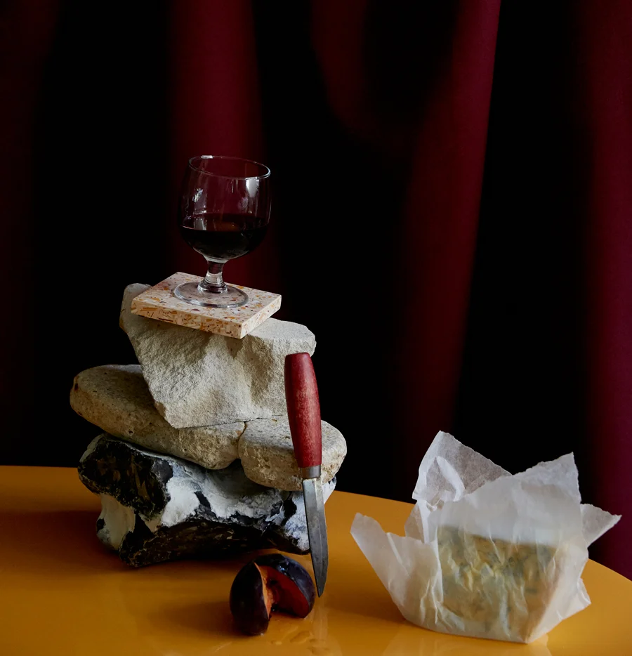 THE-ROSE_RED-WINE_Sarah-Bagner.jpg