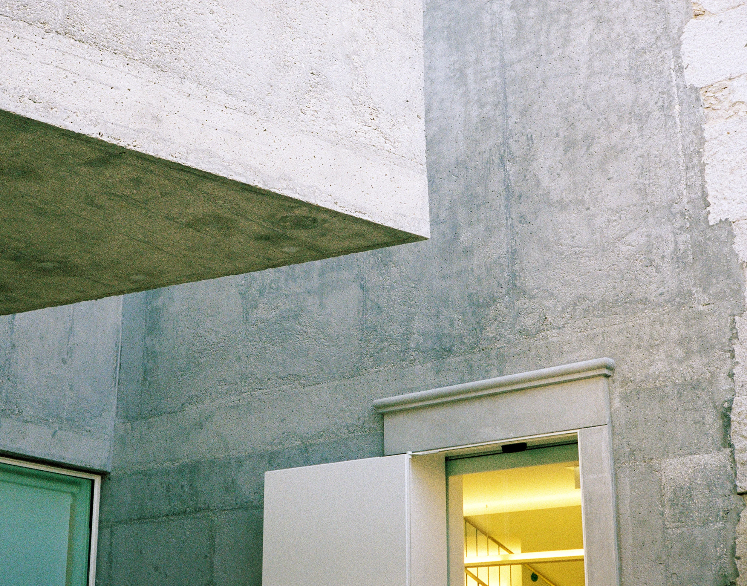 POROSIS / The Architecture of Nuno Brandão Costa