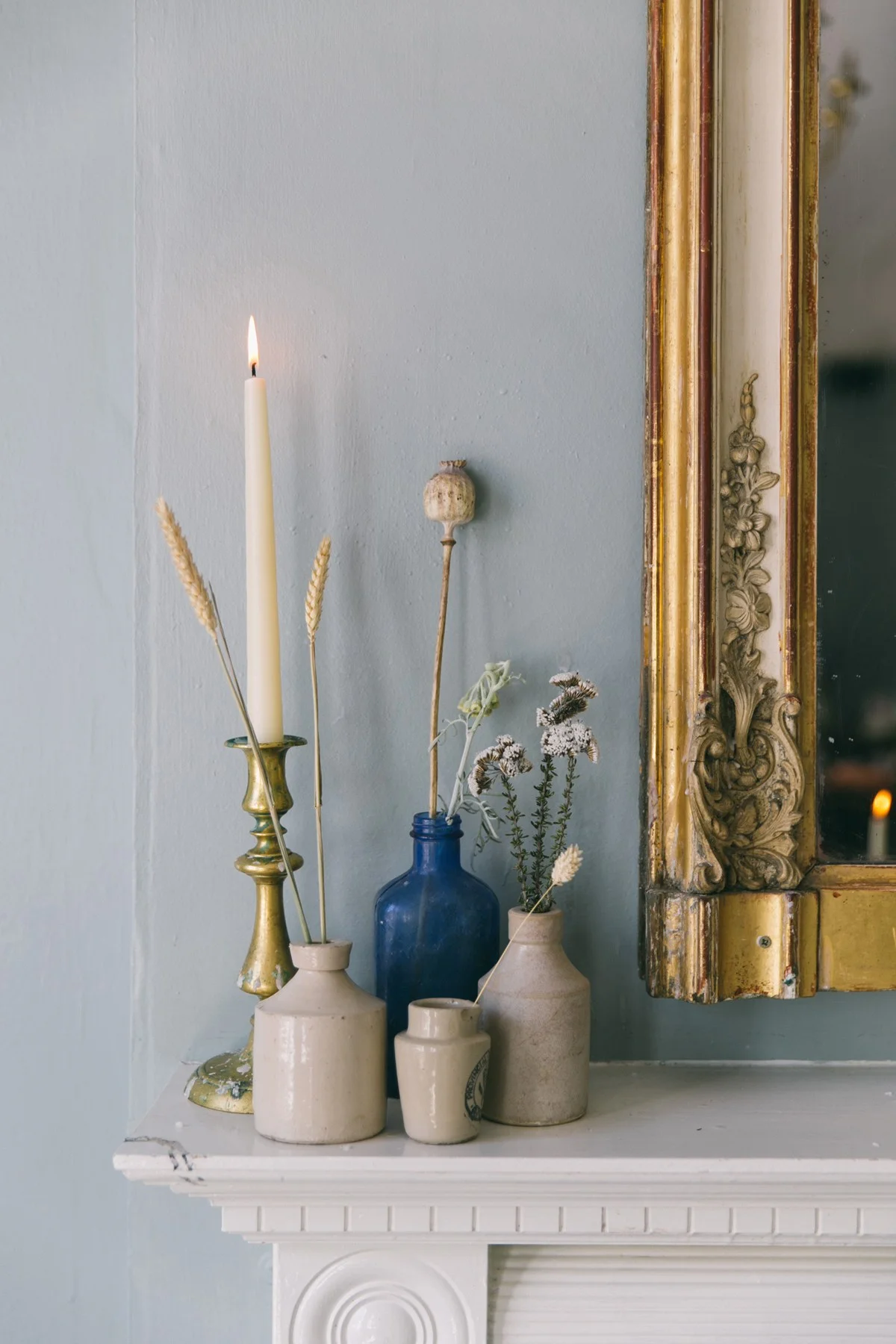 25-Seashore-and-coastal-inspired-wedding-table-setting-ideas-by-stylist-Nancy-Straughan.jpg