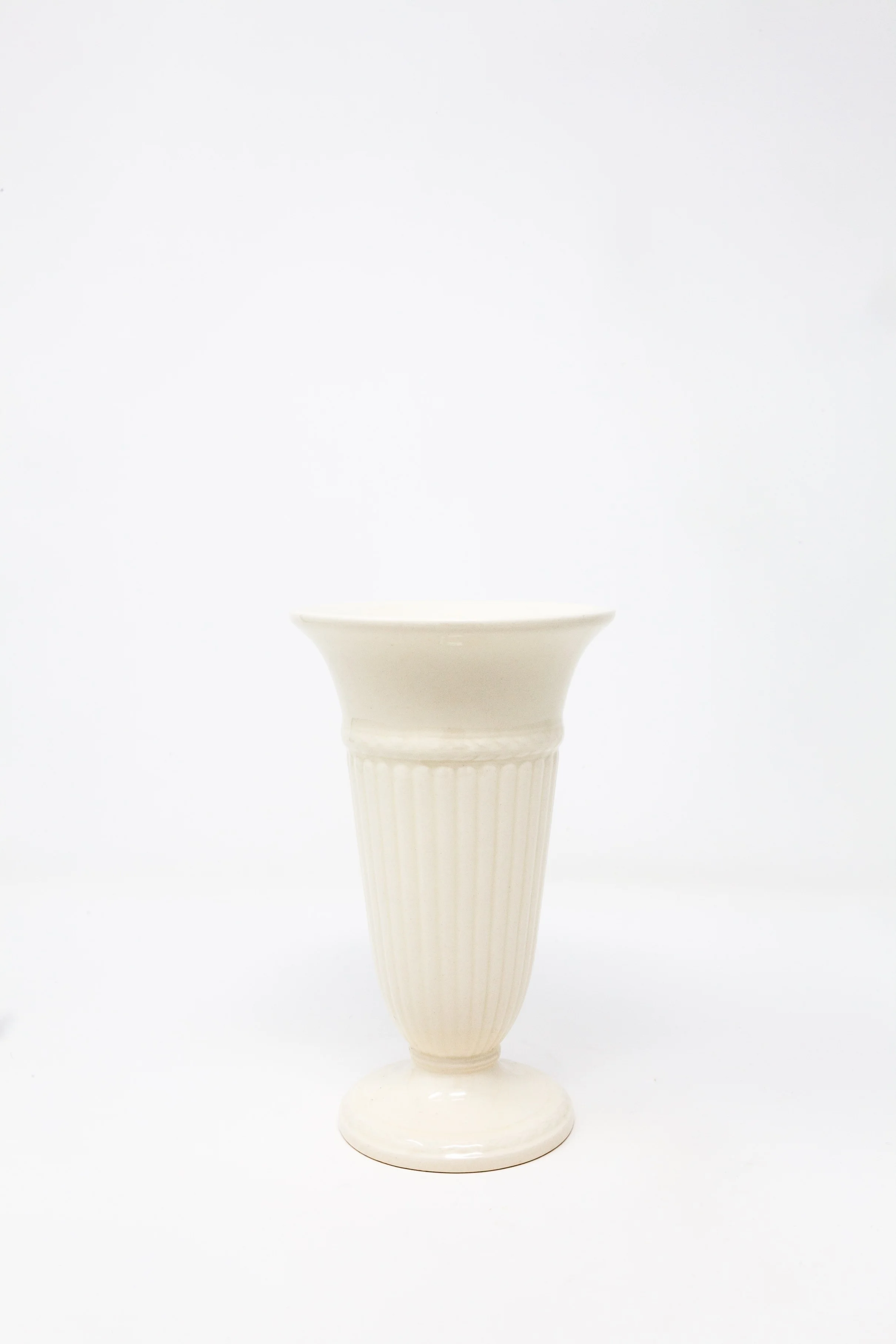 Small Wedgewood Fluted vase 2.jpg