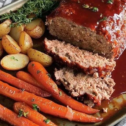 MOMMA'S MEATLOAF