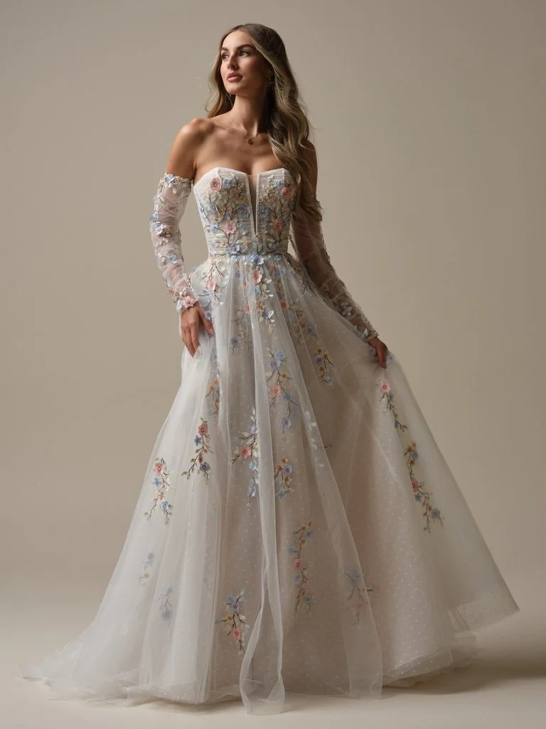 Maggie-Sottero-Zephyrine-A-Line-Wedding-Dress-25MS328A01-Alt51-MLT.jpg