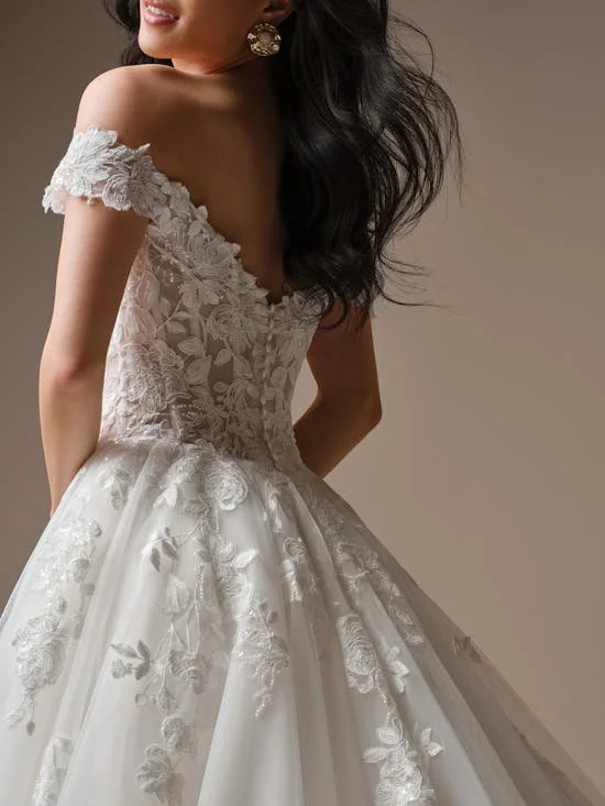 Maggie-Sottero-Verina-Ballgown-Wedding-Dress-26MK465A01-Alt57-IV002.jpg