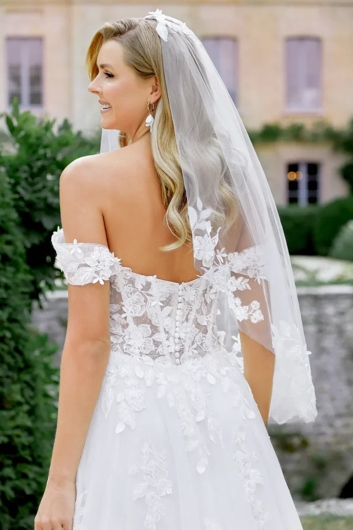 44520_BC_Sincerity-Bridal.webp