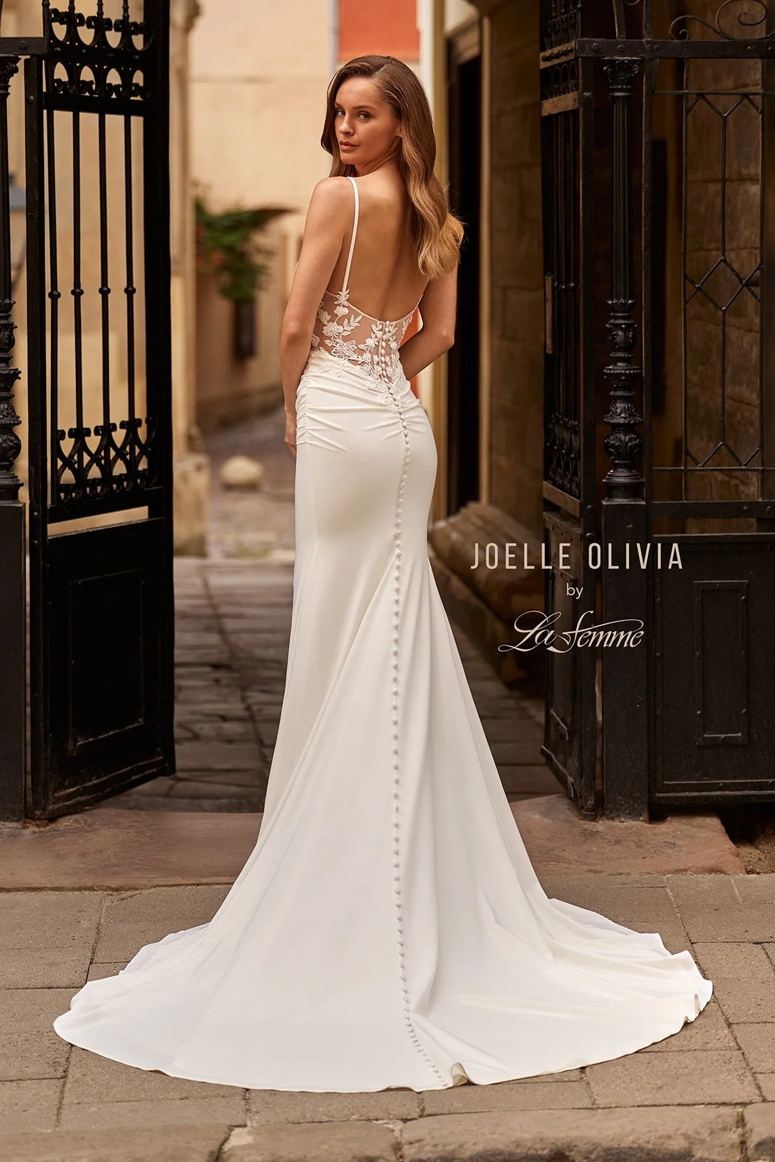 joelle-olivia-wedding-dress-ivory-2-J2182.jpg