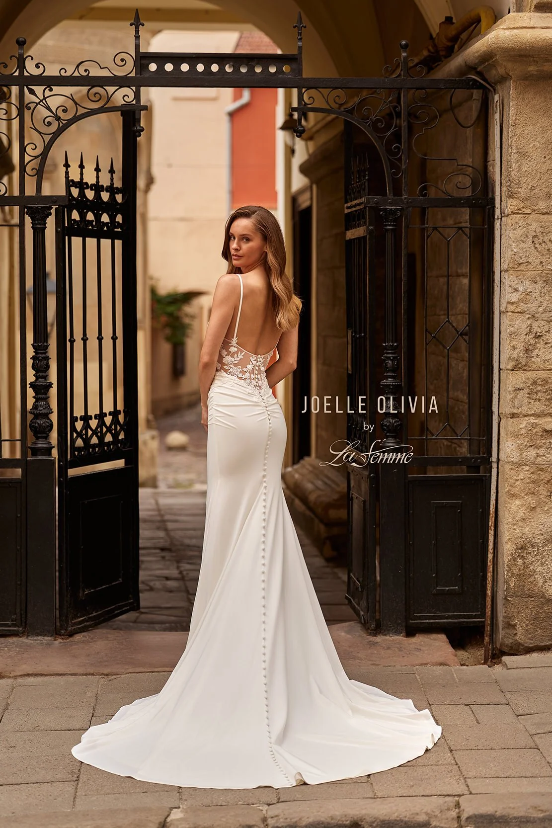 joelle-olivia-wedding-dress-ivory-7-J2182.jpg