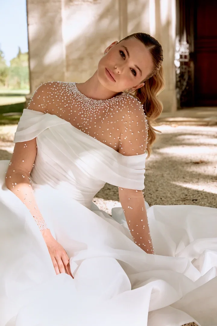 44581_FC_Sincerity-Bridal_3.webp