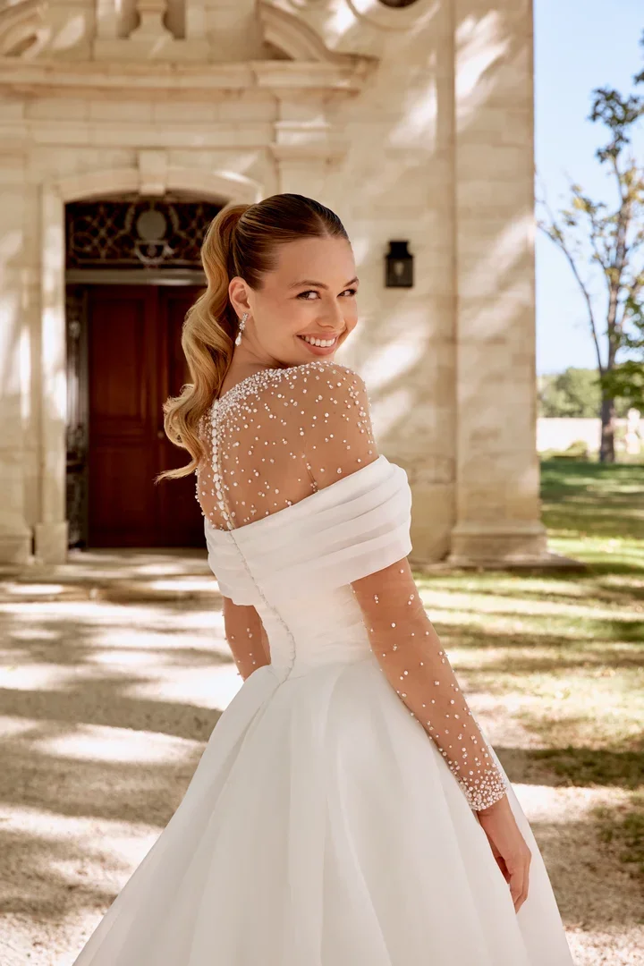44581_BC_Sincerity-Bridal_2.webp