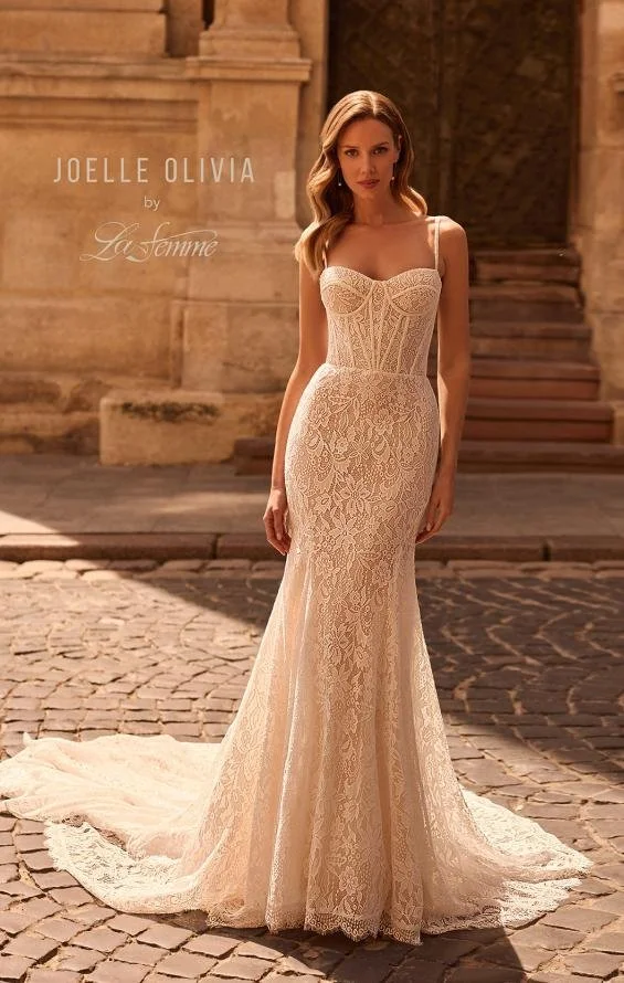 joelle-olivia-wedding-dress-IIINI-1-J2243.jpg