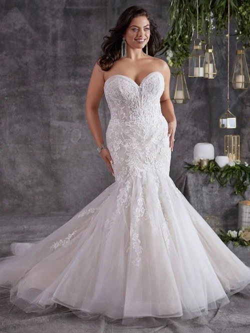 Maggie-Sottero-Danielle-Mermaid-Wedding-Dress-23MT048A01-Alt50-ND.jpg