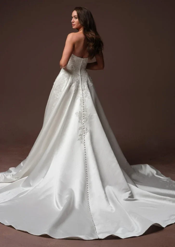 Maggie-Sottero-Landis-Wedding-Dress_1_1024x1024.webp