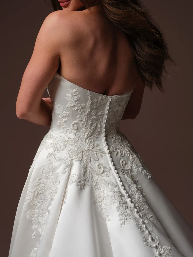 Maggie-Sottero-Landis-Ballgown-Wedding-Dress-F6MN069A01-Alt56-IV002_1024x1024.webp