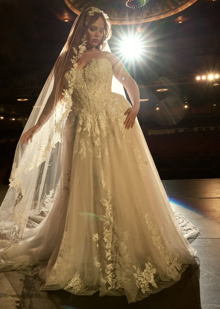 Maggie-Sottero-Kate-A-line-Wedding-Dress-F6MK014A01-PROMO5-IV052-Curve_1024x1024.webp