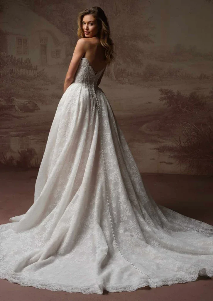 Maggie-Sottero-Ryland-Wedding-Dress_1_1024x1024.webp
