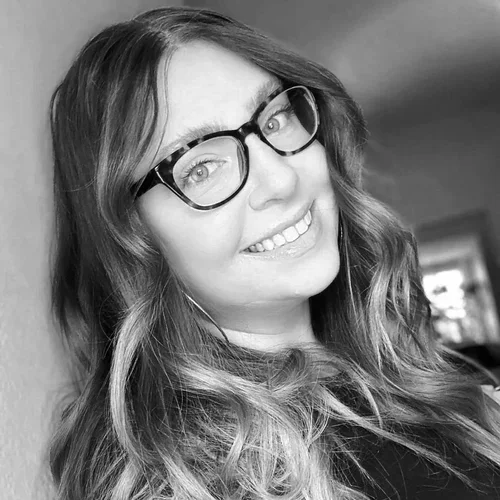 Kelsey - Store Manager