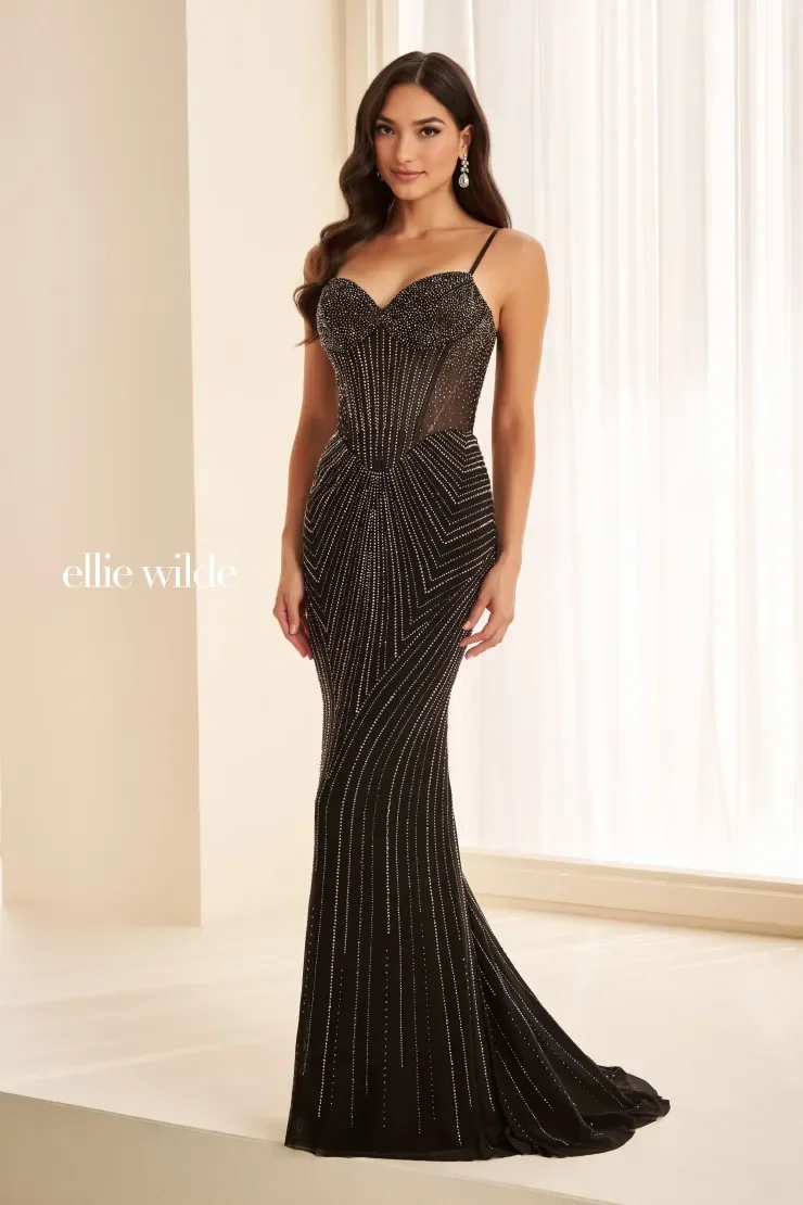 ew38055_black__aug__305_.740.webp