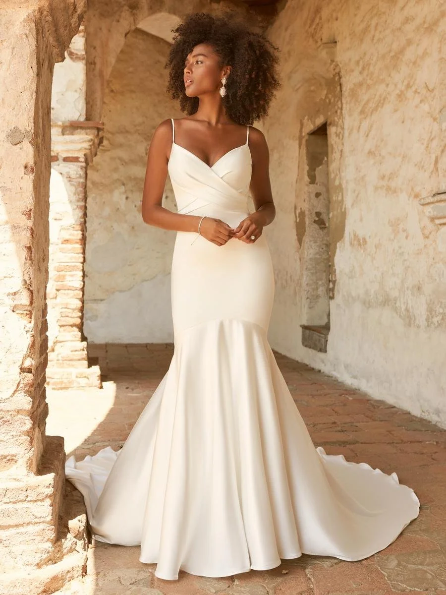 Maggie_Sottero_Newton_Sheath_Wedding_Dress_22MW546A01_Main_IV.jpg