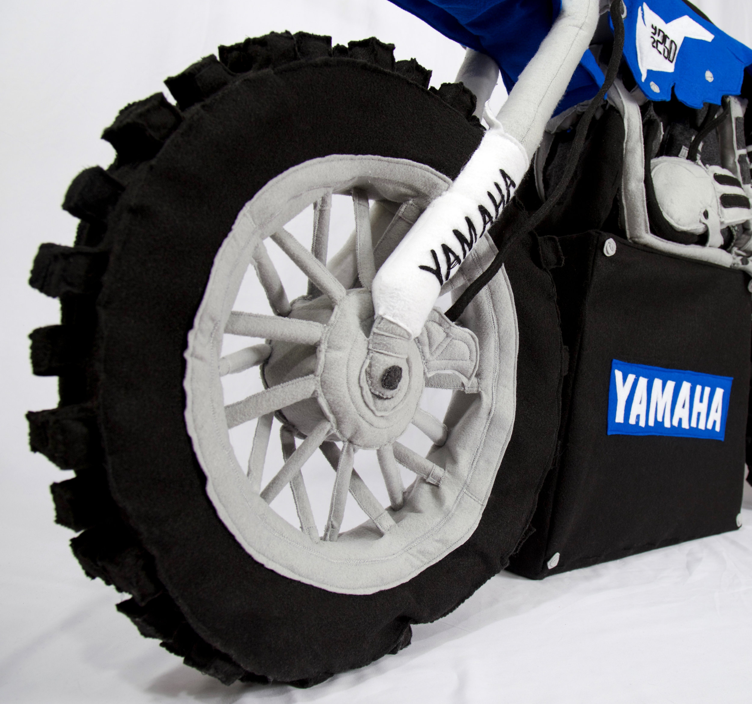 "Fun,Fun, Fun On A Yamaha" : Front Wheel Detail