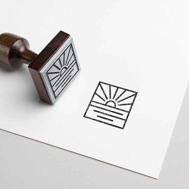 Here are a few more icons for you to enjoy. I really have a lot of fun creating little things like this that are so simple but yet elegant and beautiful at the same time. Which is your favorite and what does it make you think of?

#design
#graphicdes