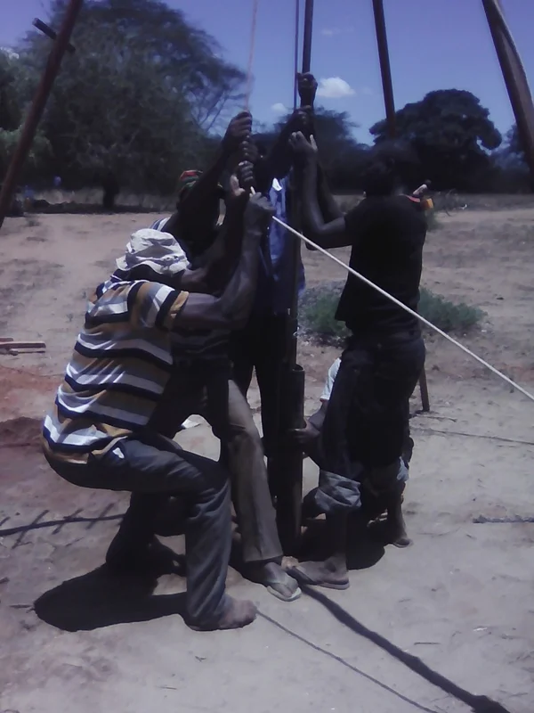 Hammer being used on hard formation..jpg
