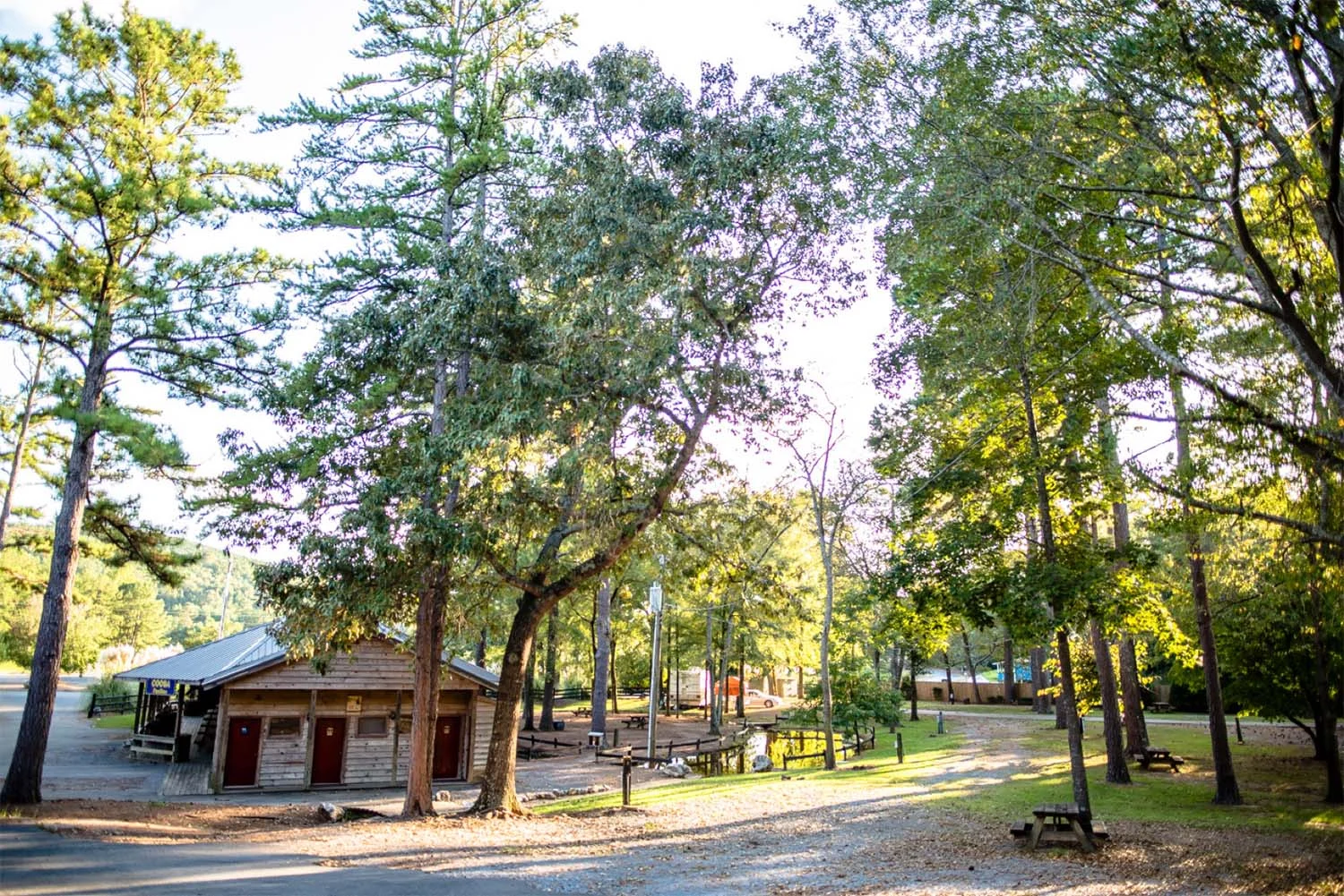 Camping Desoto Caverns
