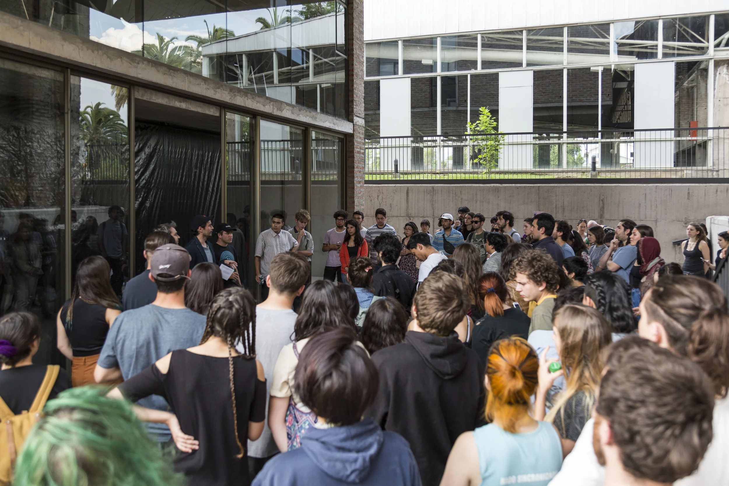 EV Inauguracion exposicion Navarrete, Orueta, Peña.jpg