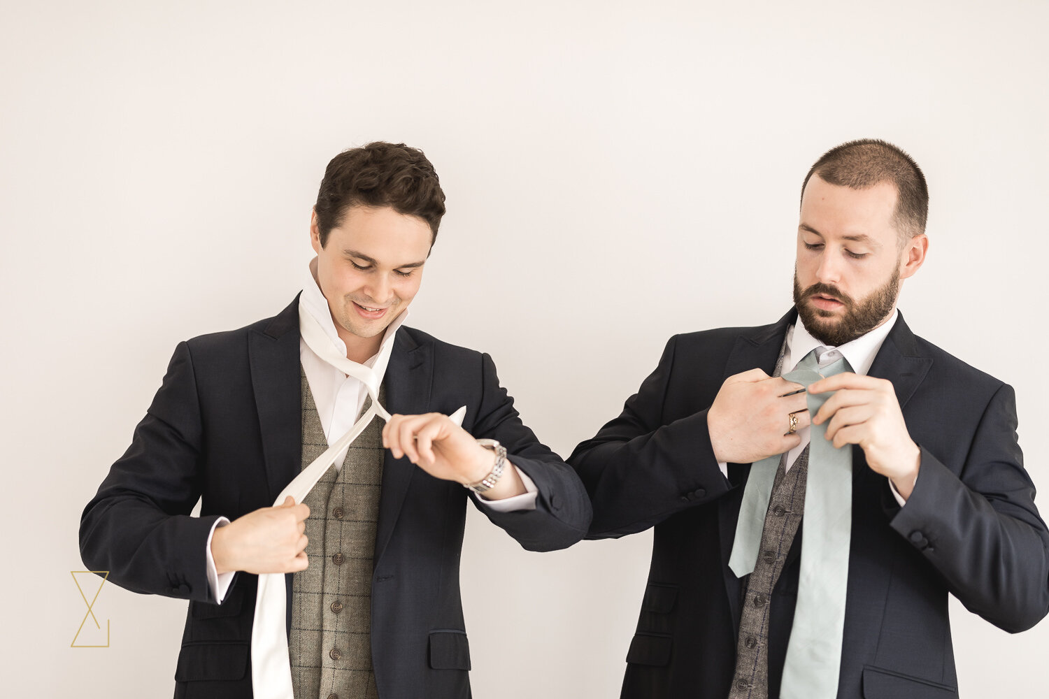 Groomsmen-prep-photo-Cheshire-wedding